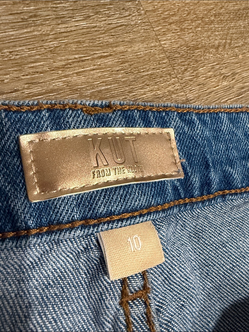 Kut from the Kloth Selena Baggy Straight Low Rise Light Blue Wide Leg Jeans - Picture 2 of 14